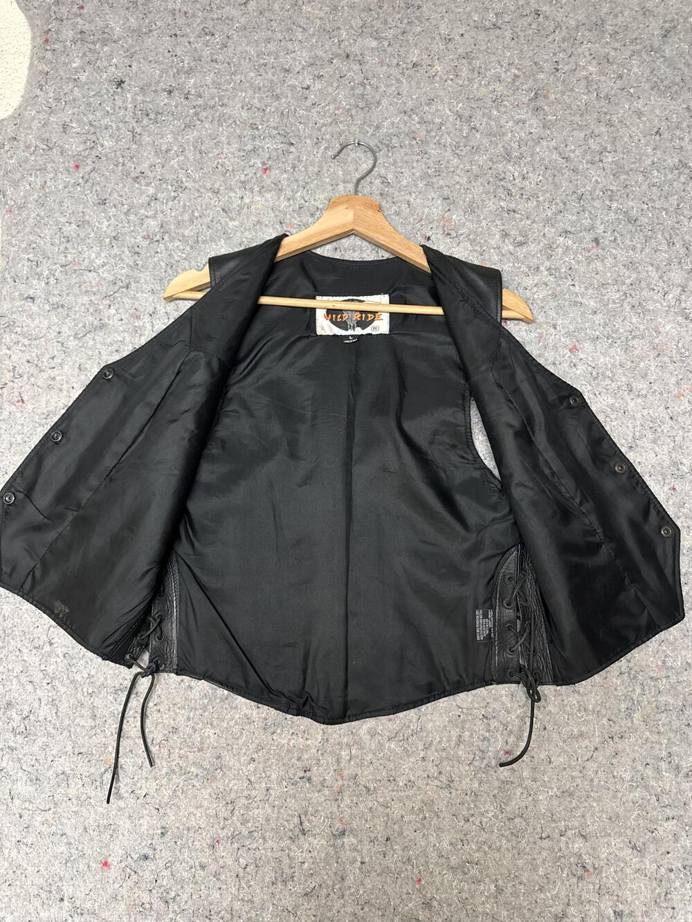Vintage 90s Wild Ride Vest Womens Large Black Leather Biker Snap Laces Western - Picture 5 of 8